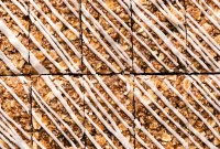 Chewy Oatmeal Granola Bars with Honey and Almonds