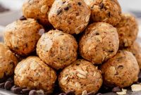 No-Bake Oatmeal Peanut Butter Protein Bites
