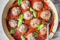 Juicy Italian Meatballs Without Breadcrumbs — Recipe & Tips