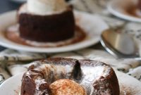Spicy Molten Chocolate Lava Cake Recipe (Quick & Decadent)