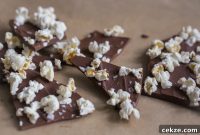 Decadent Chocolate Popcorn Bark Recipe for Movie Night Treats