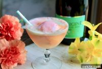 Sparkling Sherbet Cocktails with Champagne or Prosecco
