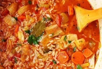 Hearty Cabbage and Rice Soup Recipe for Comforting Meals