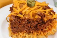 Chili Spaghetti Pie Casserole: Hearty Leftover Recipe for Dinner