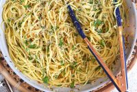 Classic Spaghetti Aglio e Olio: Simple Garlic Olive Oil Pasta Recipe