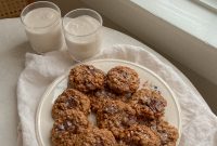 Salted Chocolate Chunk Oatmeal Cookies (Gluten-Free)