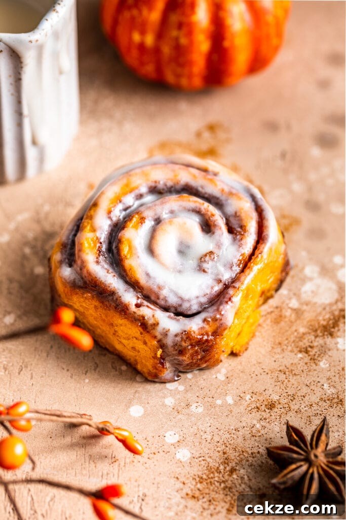 Pumpkin Cinnamon Rolls