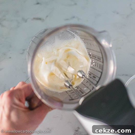 Decadent 5-Ingredient Keto Blender Chocolate Mousse 14 Whipping Cream | Low-Carb, So Simple
