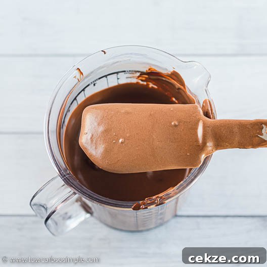 Decadent 5-Ingredient Keto Blender Chocolate Mousse 18 Ready! | Low-Carb, So Simple