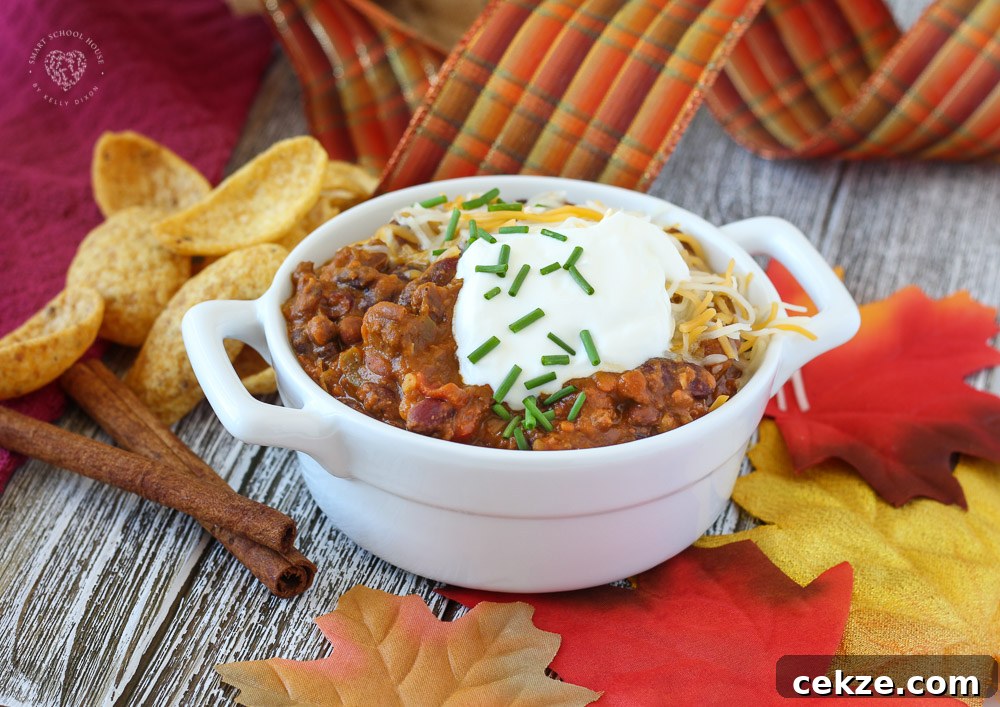 Pumpkin Spice Chili Recipe - While this uniquely incredible chili recipe includes pumpkin purée, pumpkin spice, and cinnamon
