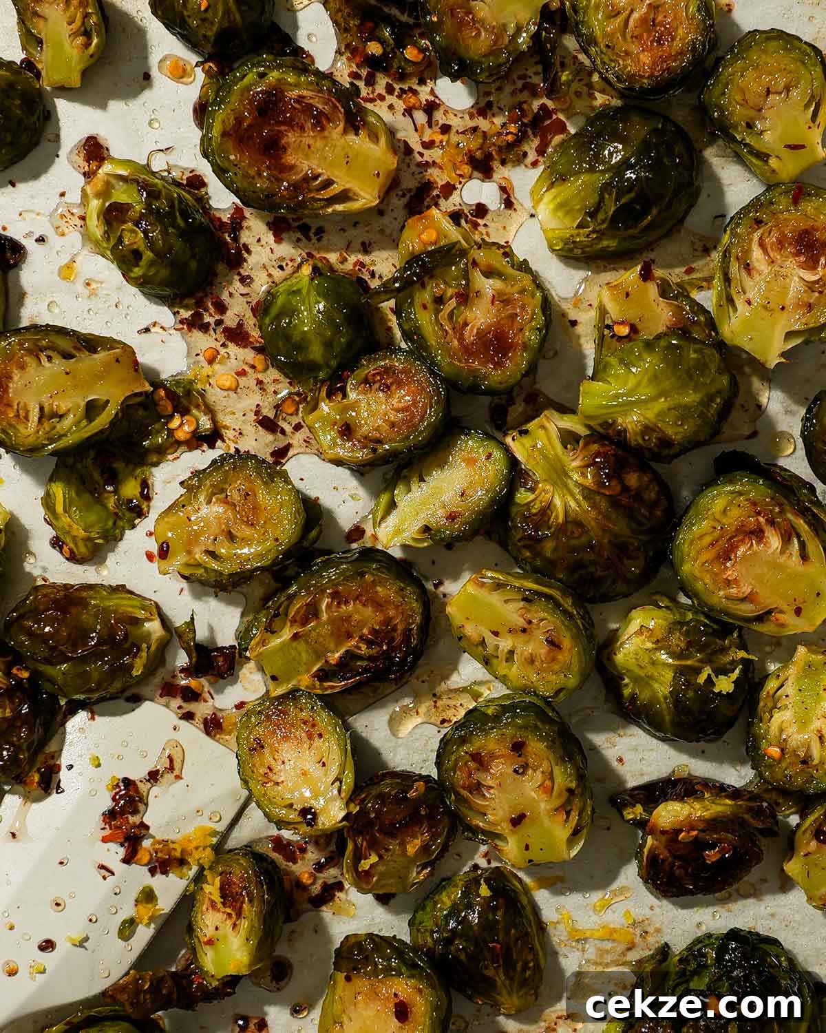 Roasted Hot Honey Brussels Sprouts (5-Ingredient Recipe) 7 Crispy roasted Brussels sprouts coated in spicy honey and seasonings.
