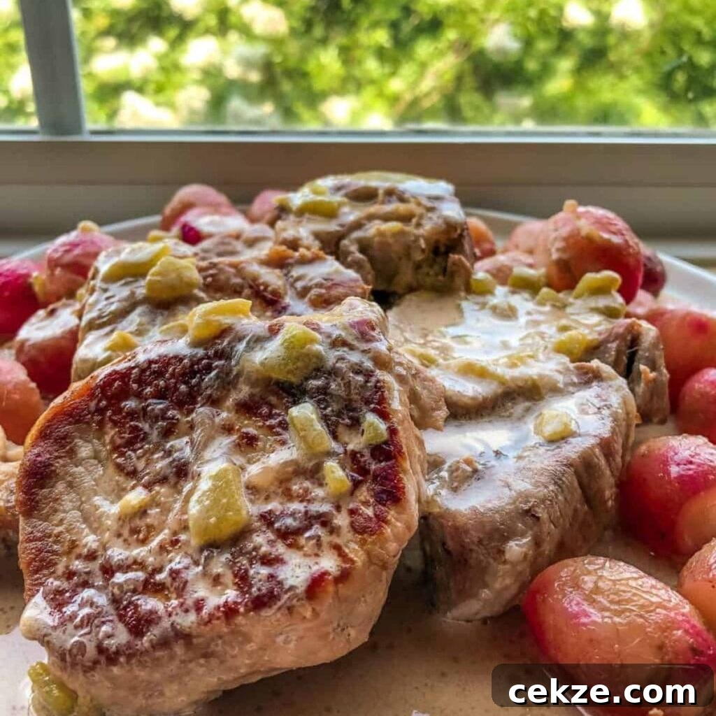 Pork Chops & Creamy Green Chile Sauce