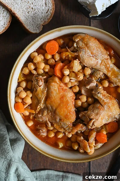 Greek chicken with chickpeas (Kota me revithia kokkinista)