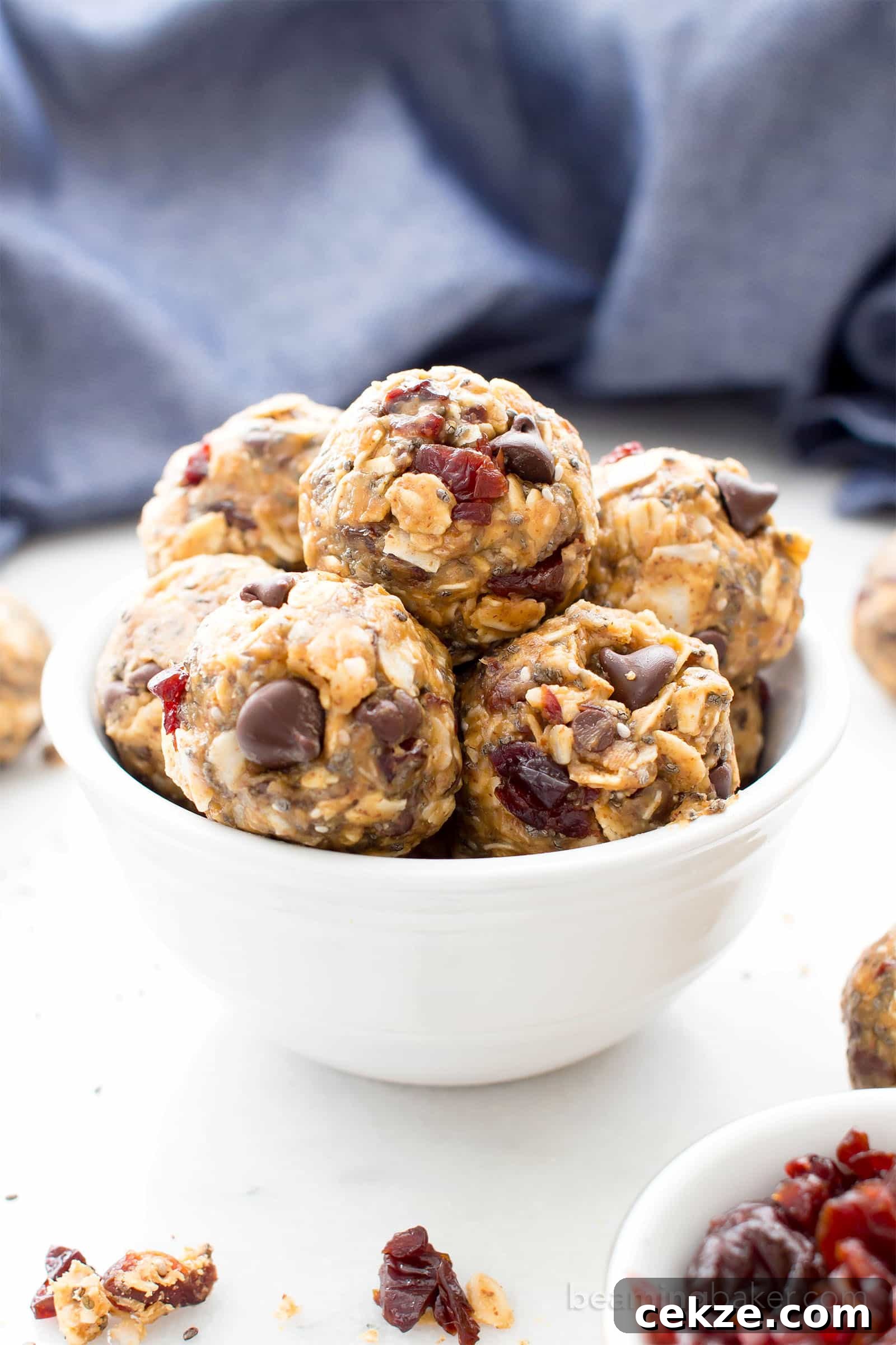 No Bake Cherry Chocolate Chip Chia Energy Bites (V, GF): a one bowl recipe for sweetly tart cherry chocolate chip energy bites packed with whole ingredient, energy-boosting yum! #Vegan #GlutenFree #OneBowl #ProteinRich | BeamingBaker.com