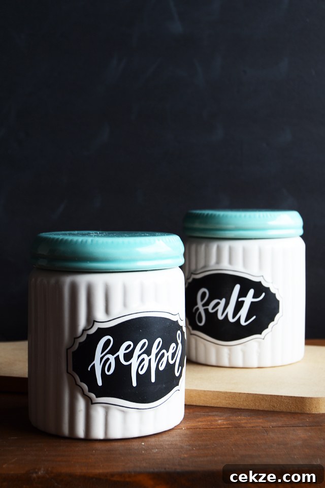 Basic Spice Labels from Minted Strawberry | 15 Free Organization Printables