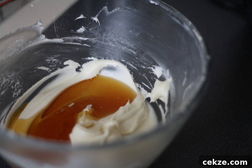 maple cream cheese frosting