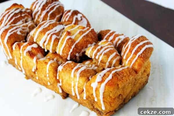 cinnamon sugar monkey bread with icing sugar glaze
